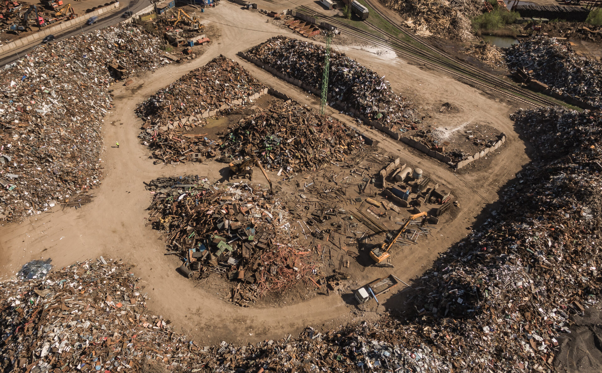 Dumping site that is sorting scrap metal