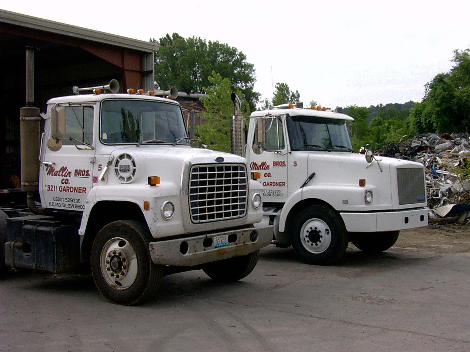 2 trucks metal recycling kansas city facility