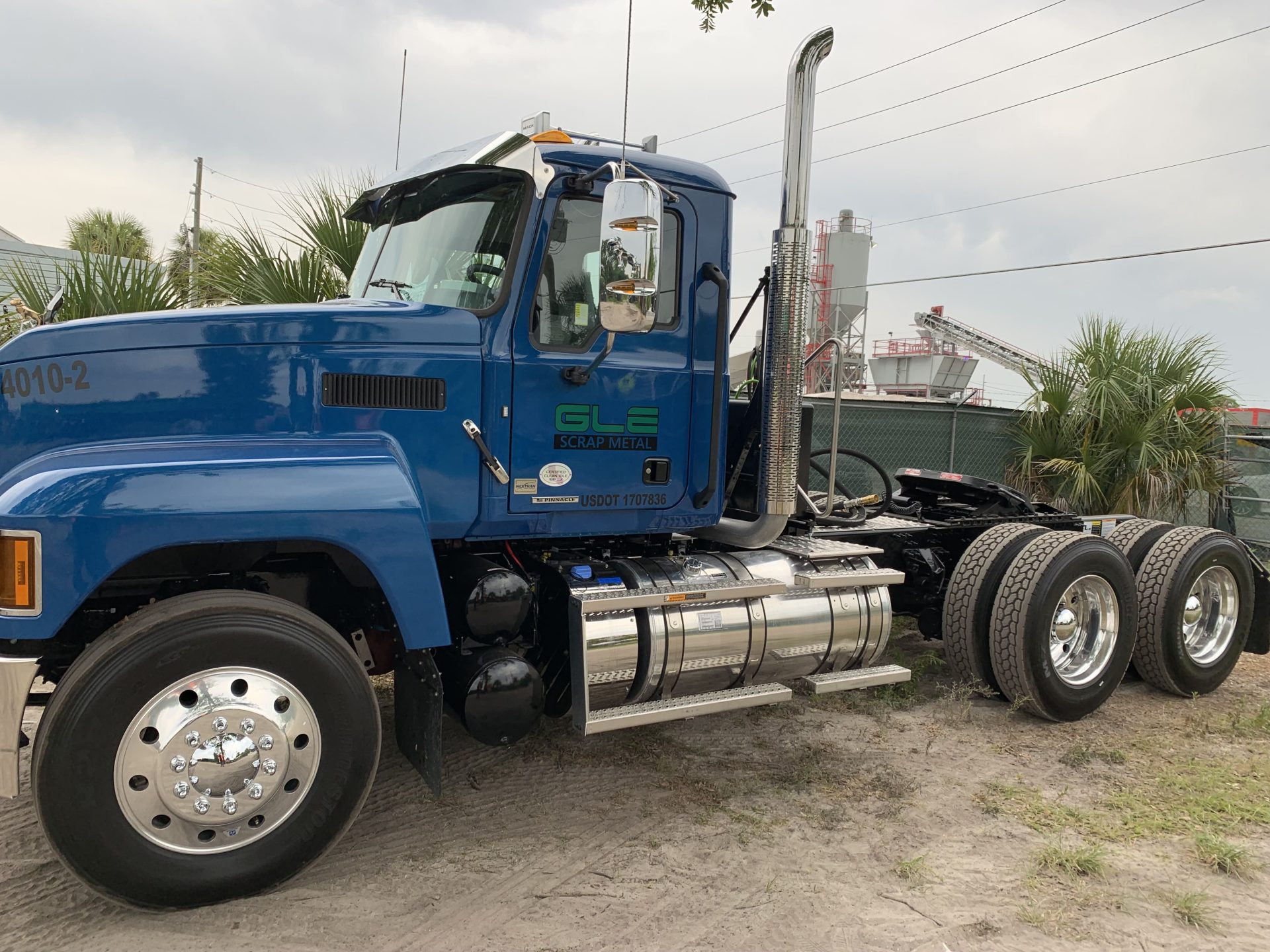scrap metal pickup and logistics benefits